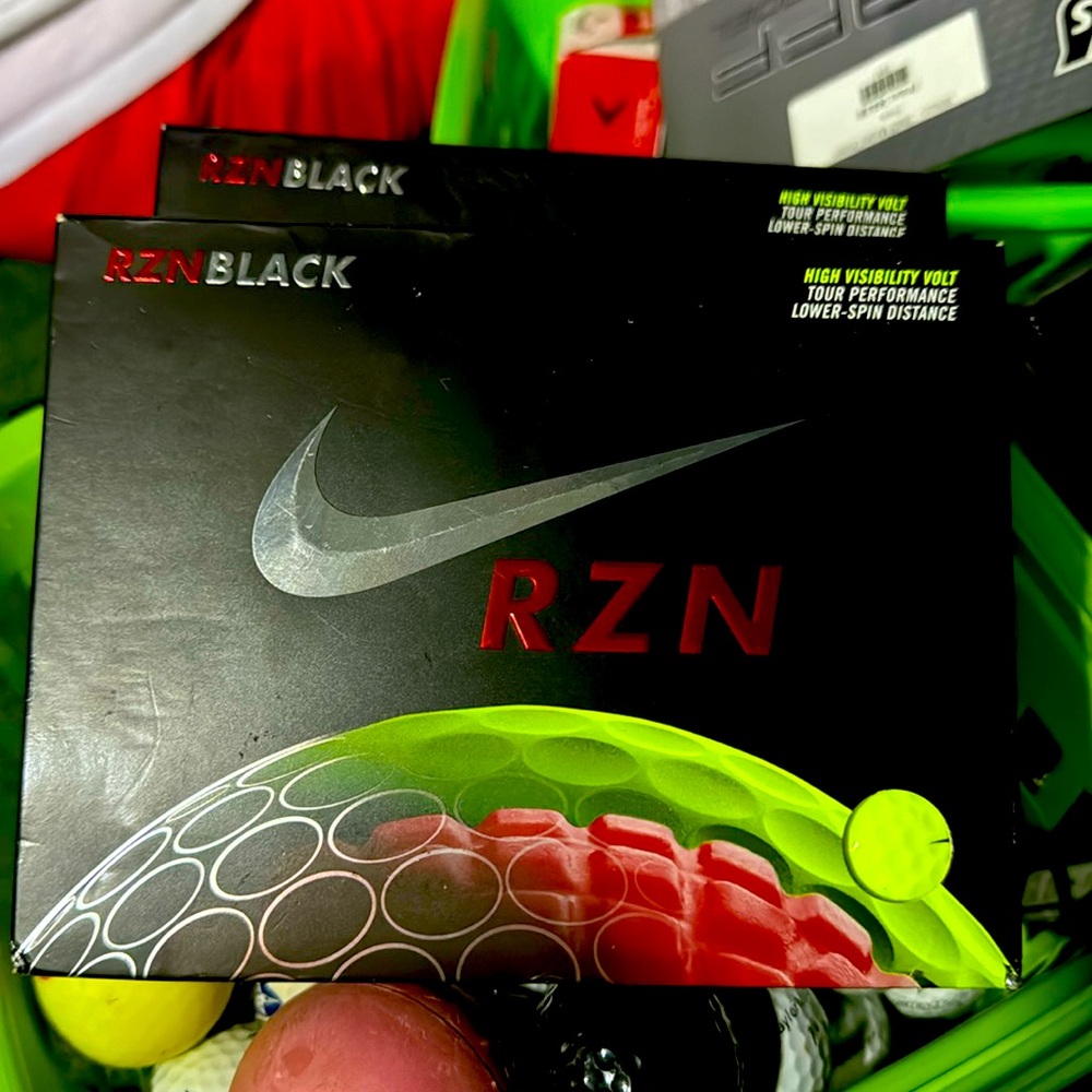 NIKE RZN BLACK GOLF BALLS NEW